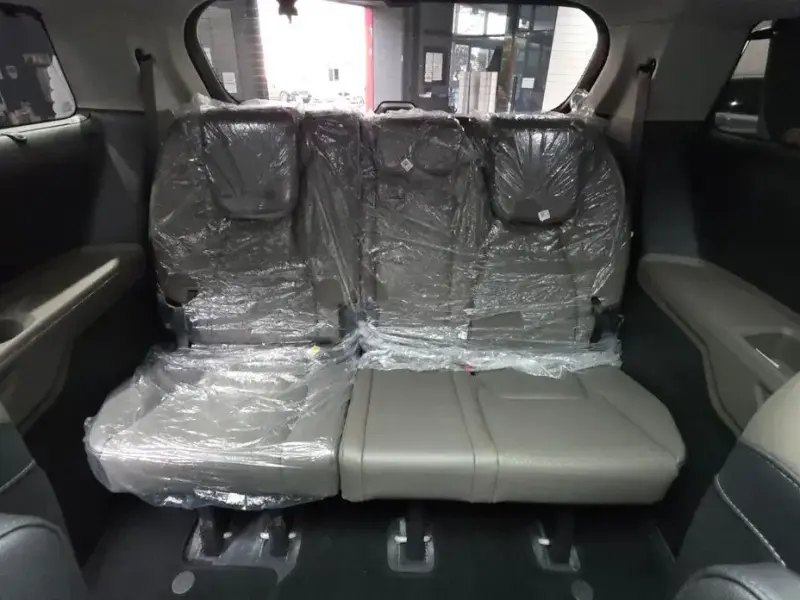 2024 Kia Carnival с пробегом 25 651 км
