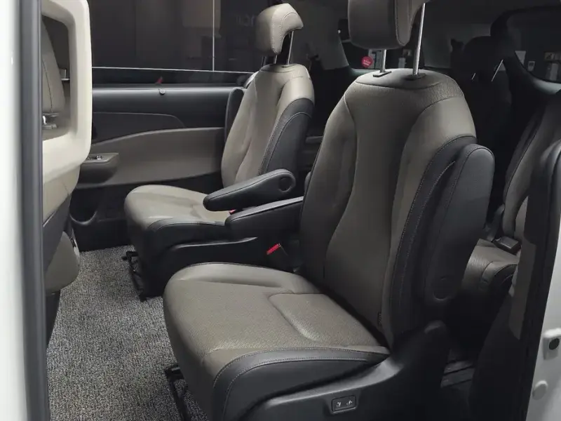 2024 Kia Carnival с пробегом 22 103 км