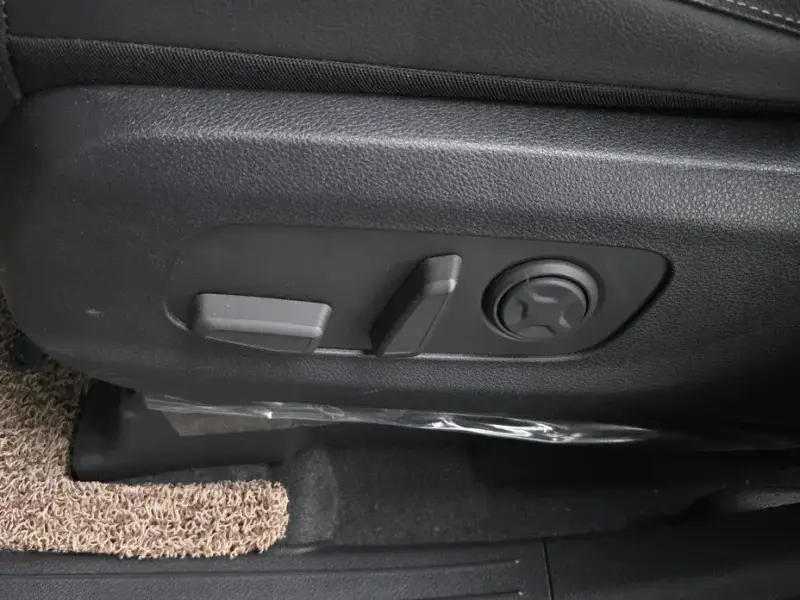 2024 Kia Carnival с пробегом 25 651 км