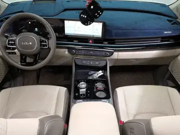 2024 Kia Carnival с пробегом 20 744 км