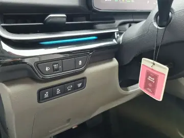 2025 Kia Carnival с пробегом 12 051 км