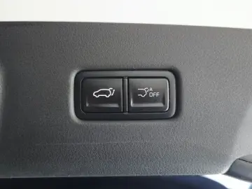2025 Kia Carnival с пробегом 12 051 км