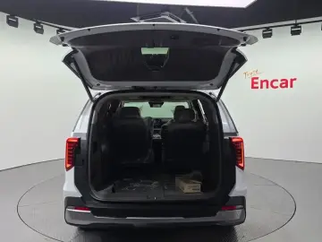 2026 Kia Carnival с пробегом 237 км