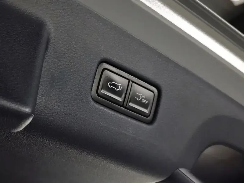 2024 Kia Carnival с пробегом 28 401 км