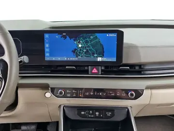 2025 Kia Carnival с пробегом 8 500 км