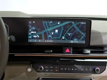 2025 Kia Carnival с пробегом 4 951 км