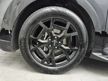 2024 Kia Carnival с пробегом 28 003 км