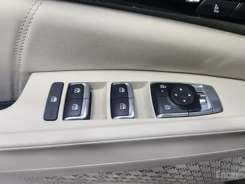 2024 Kia Carnival с пробегом 49 385 км
