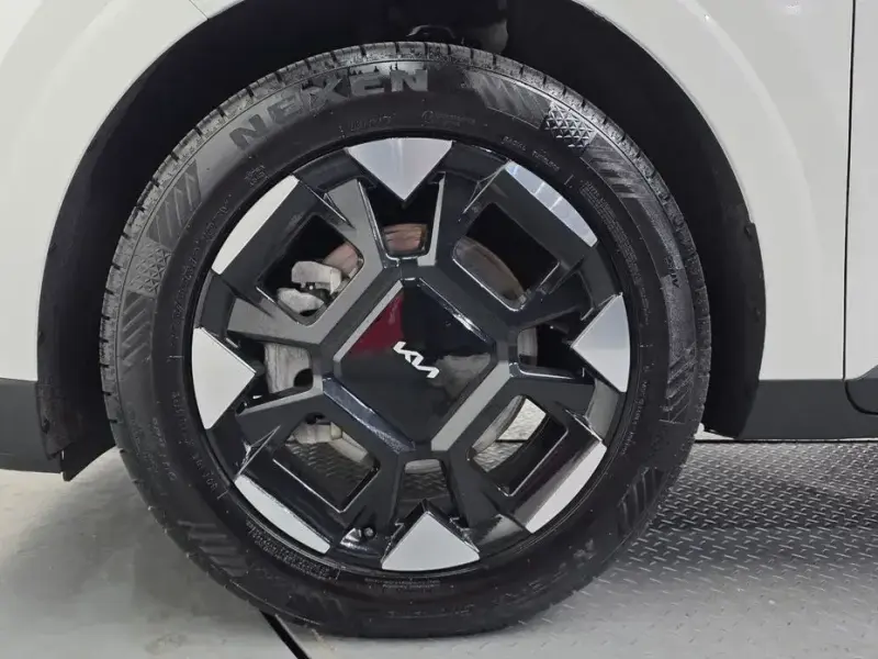 2024 Kia Carnival с пробегом 43 666 км