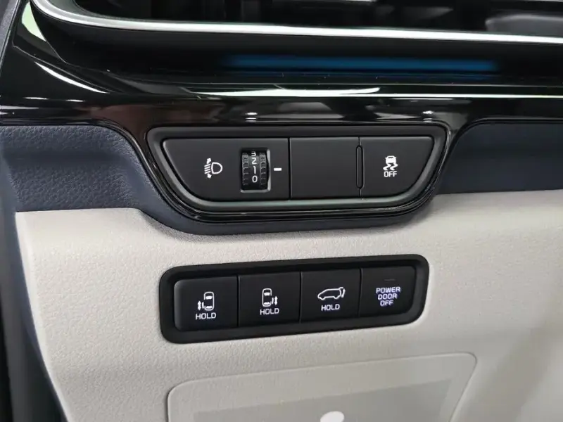 2024 Kia Carnival с пробегом 33 316 км