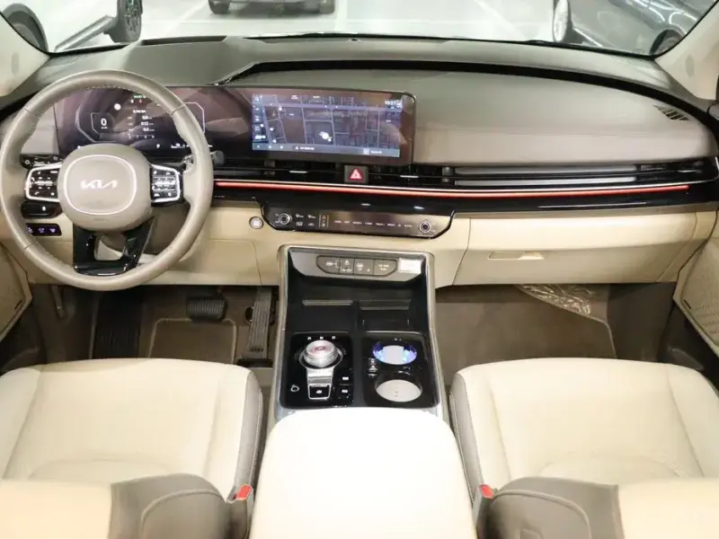 2024 Kia Carnival с пробегом 26 422 км