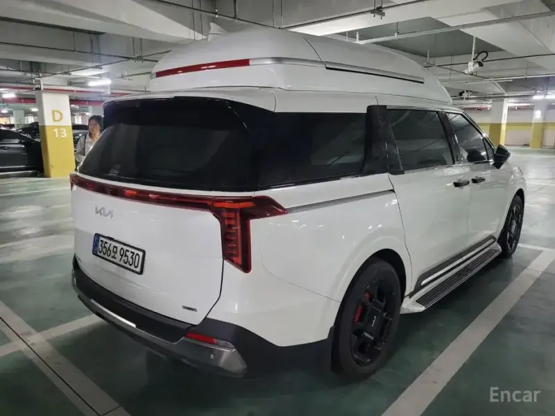 2024 Kia Carnival с пробегом 20 378 км