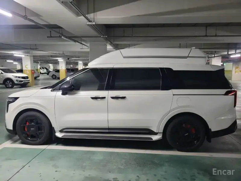 2024 Kia Carnival с пробегом 20 378 км
