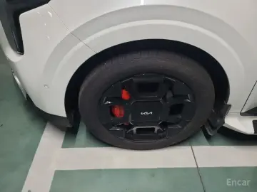 2024 Kia Carnival с пробегом 20 378 км