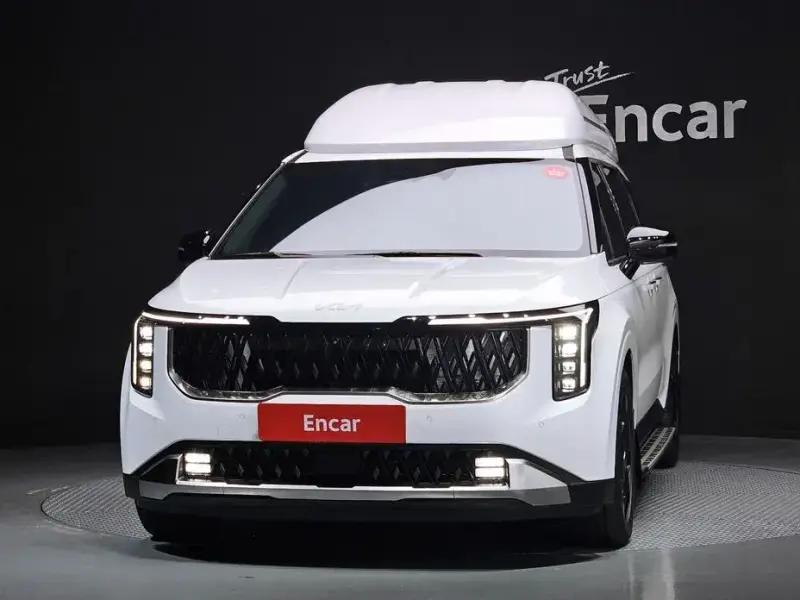 2024 Kia Carnival с пробегом 39 005 км