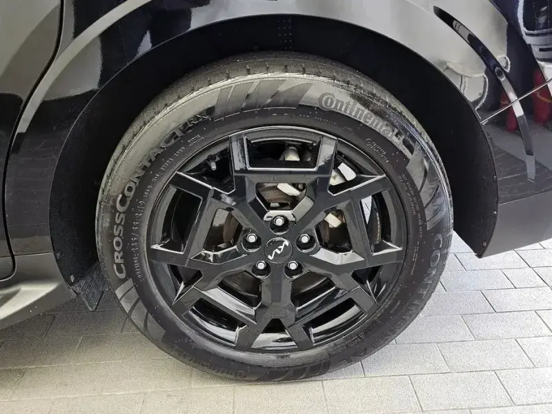 2024 Kia Carnival с пробегом 33 238 км