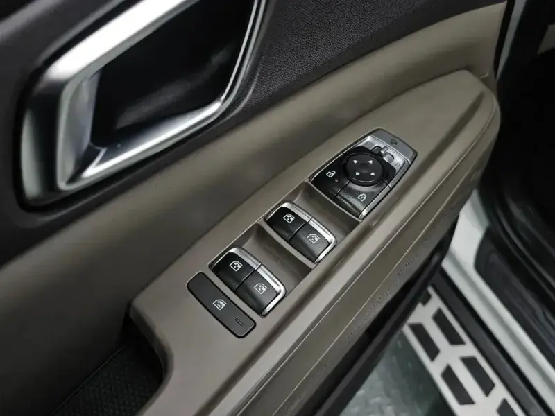 2024 Kia Carnival с пробегом 39 005 км