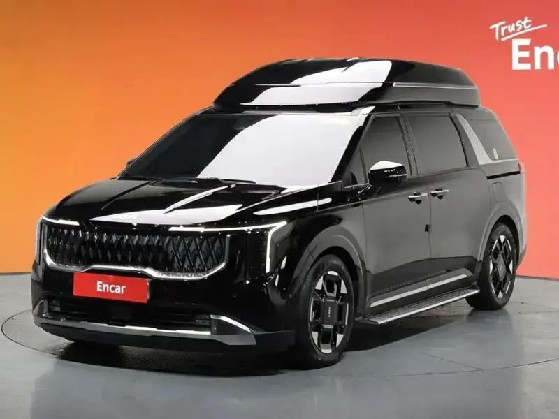 2024 Kia Carnival с пробегом 12 404 км