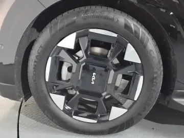 2024 Kia Carnival с пробегом 12 404 км