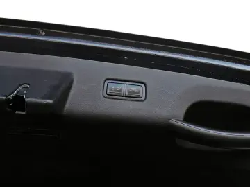 2024 Kia Carnival с пробегом 33 238 км