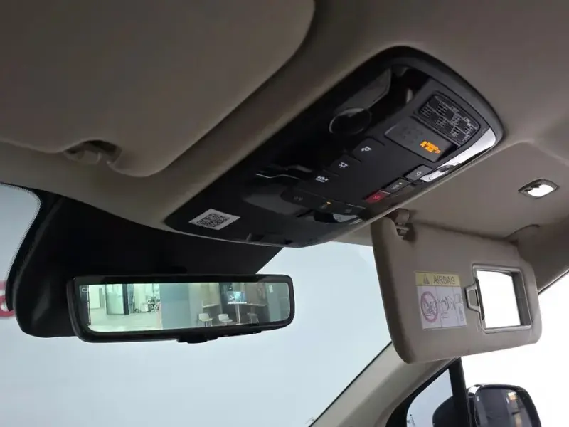 2024 Kia Carnival с пробегом 12 404 км