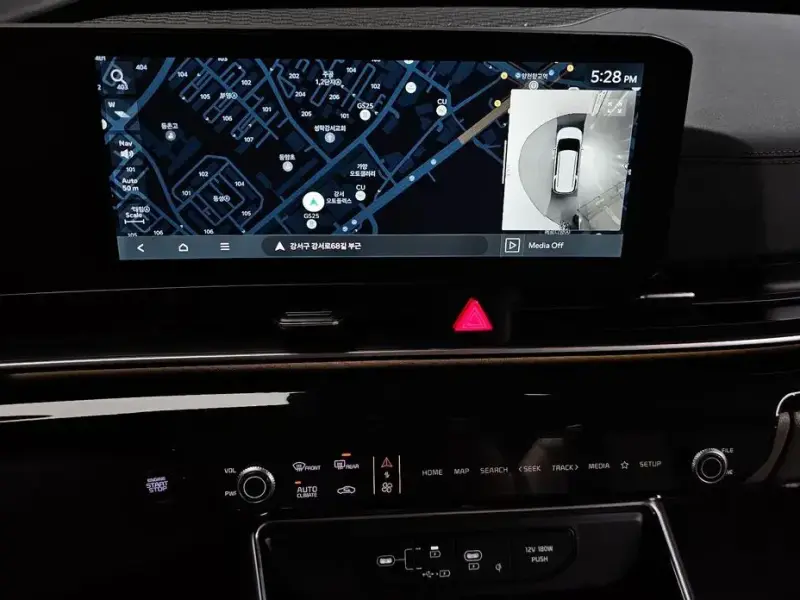 2024 Kia Carnival с пробегом 16 682 км