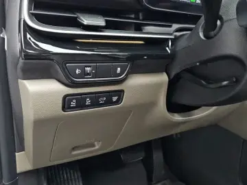 2024 Kia Carnival с пробегом 16 682 км