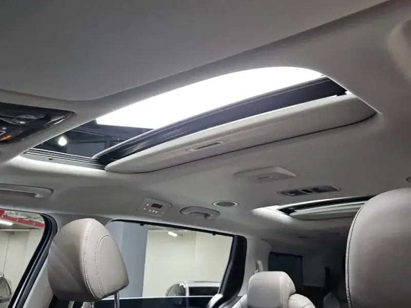 2024 Kia Carnival с пробегом 16 682 км
