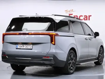 2024 Kia Carnival с пробегом 48 956 км