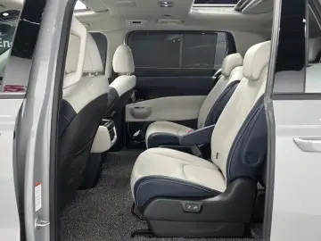 2024 Kia Carnival с пробегом 48 956 км