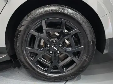 2024 Kia Carnival с пробегом 30 213 км
