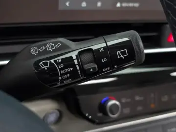 2024 Kia Carnival с пробегом 48 956 км