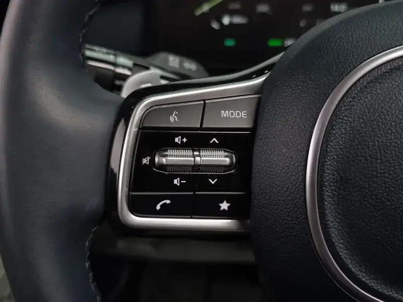 2024 Kia Carnival с пробегом 48 956 км