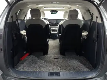 2024 Kia Carnival с пробегом 48 956 км