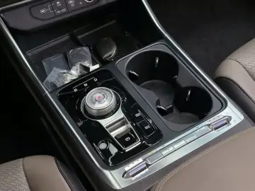 2024 Kia Carnival с пробегом 21 475 км