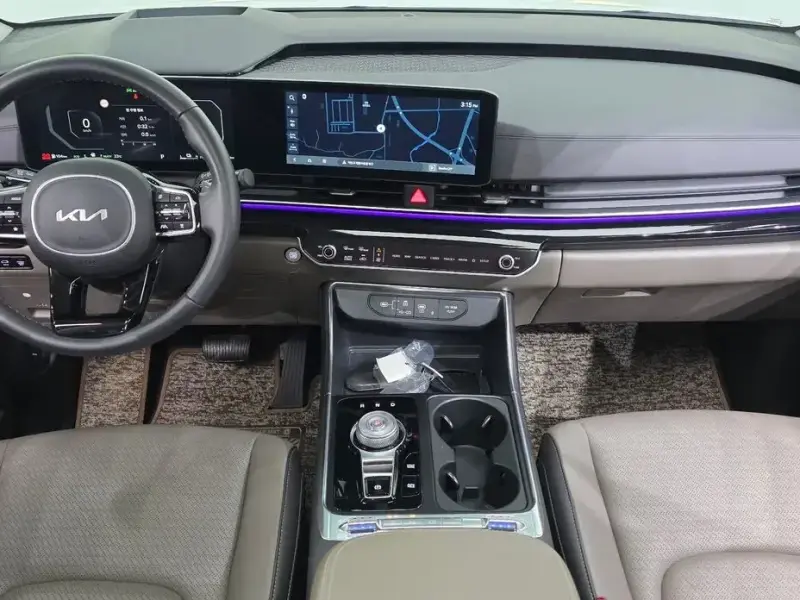 2024 Kia Carnival с пробегом 24 184 км