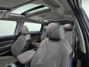 2024 Kia Carnival с пробегом 24 184 км