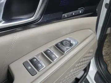 2024 Kia Carnival с пробегом 24 184 км