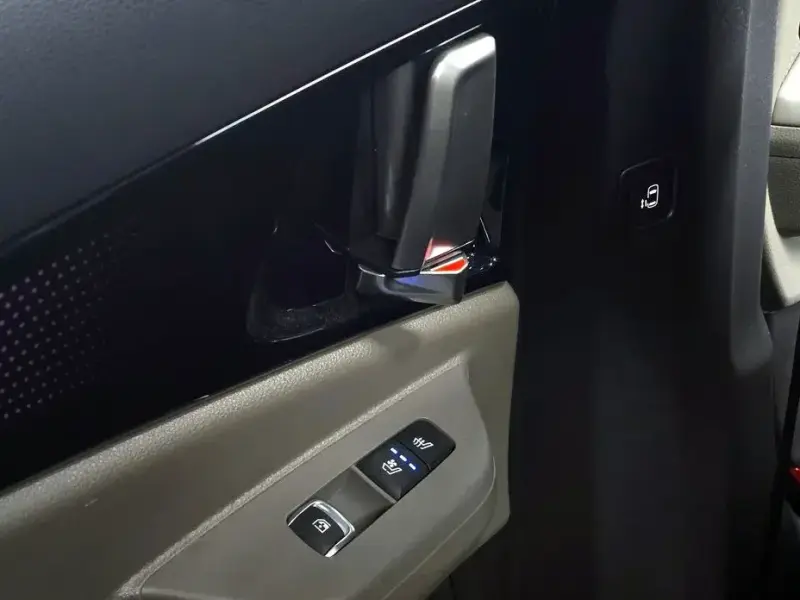 2024 Kia Carnival с пробегом 21 475 км