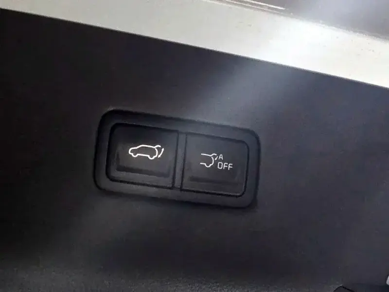 2024 Kia Carnival с пробегом 21 475 км