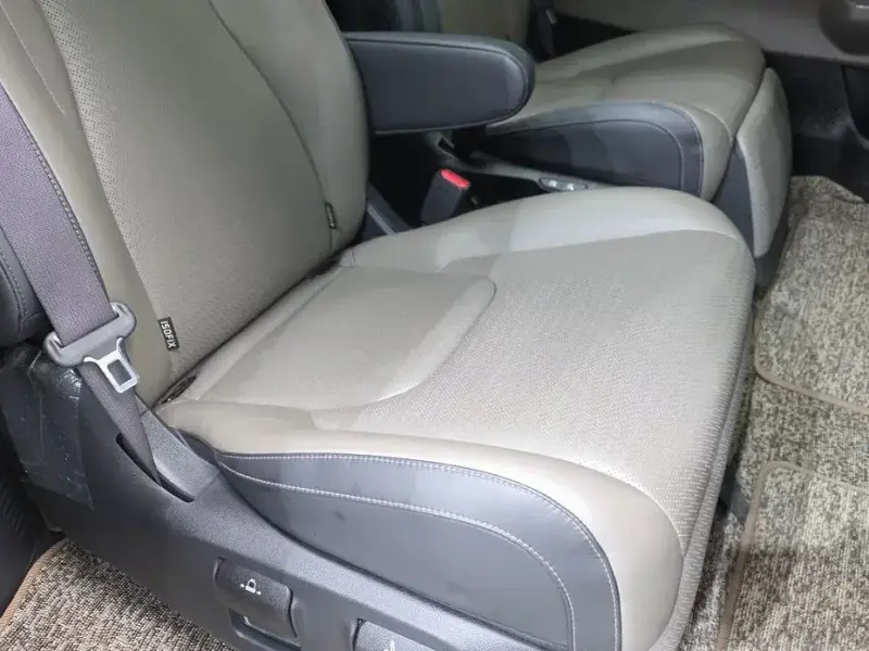 2024 Kia Carnival с пробегом 24 184 км