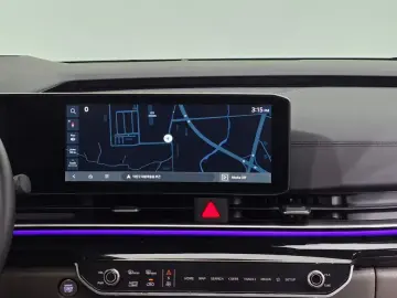 2024 Kia Carnival с пробегом 24 184 км