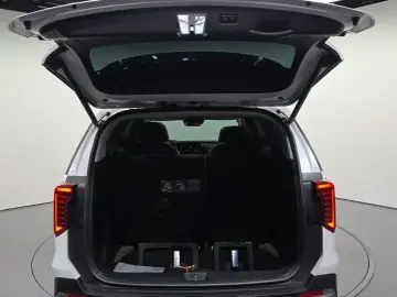 2024 Kia Carnival с пробегом 24 184 км