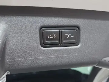 2024 Kia Carnival с пробегом 24 184 км