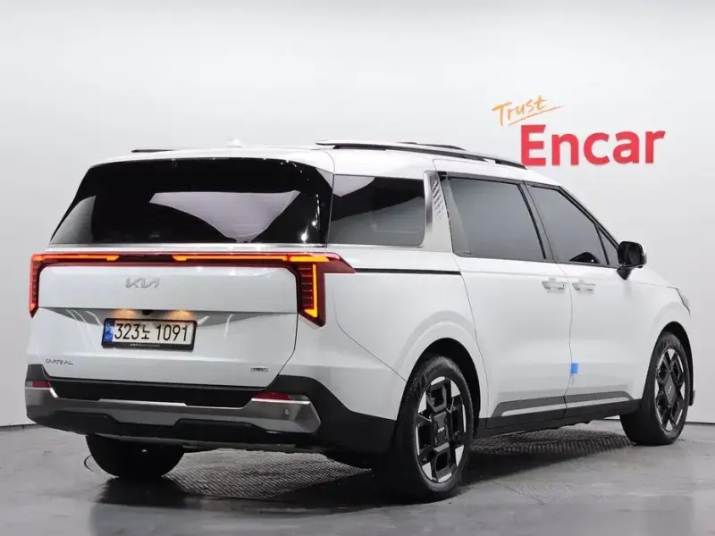 2024 Kia Carnival с пробегом 39 209 км