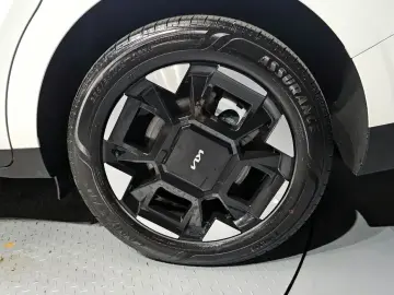 2025 Kia Carnival с пробегом 8 556 км