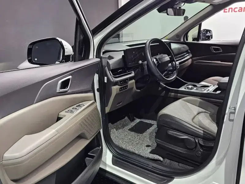 2025 Kia Carnival с пробегом 72 587 км