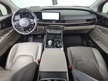 2024 Kia Carnival с пробегом 29 863 км