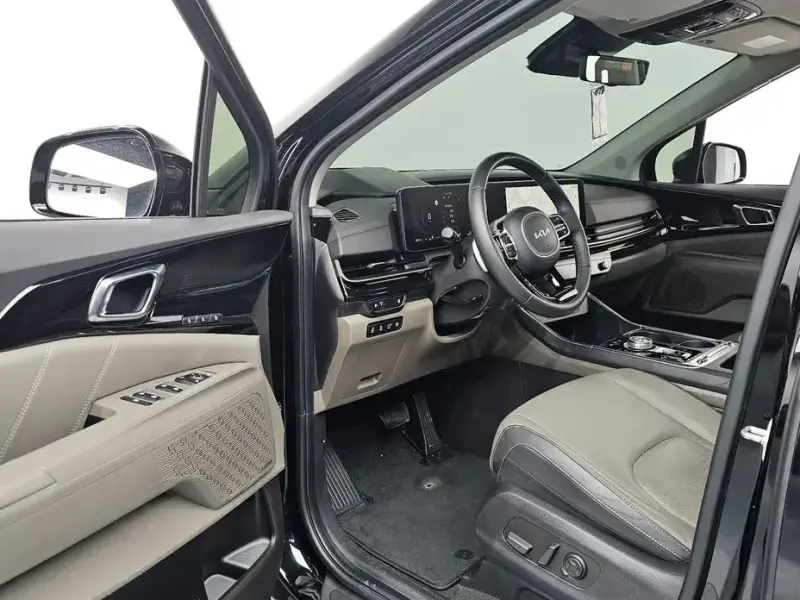 2024 Kia Carnival с пробегом 29 863 км