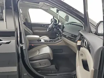 2024 Kia Carnival с пробегом 29 863 км